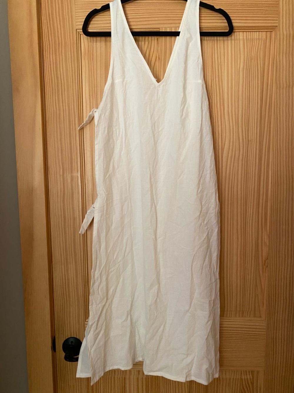 aerie Cream Sleeveless V-Neck swim coverup